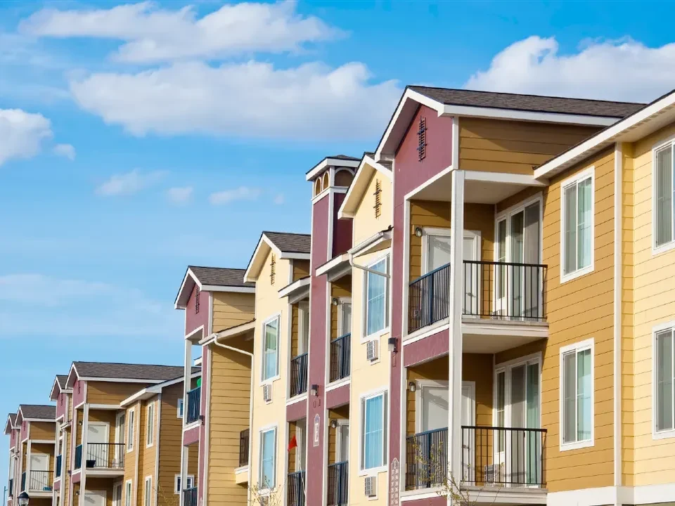 Multifamily roofing in Lansing